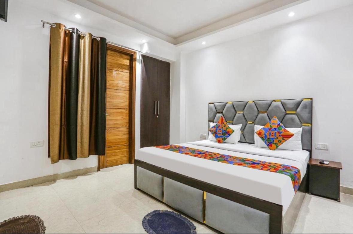 Hotel 24By7 Νέο Δελχί Εξωτερικό φωτογραφία