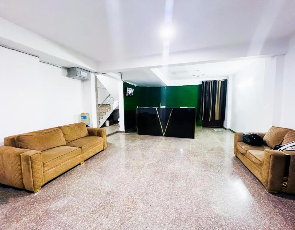 Hotel 24By7 Νέο Δελχί Εξωτερικό φωτογραφία