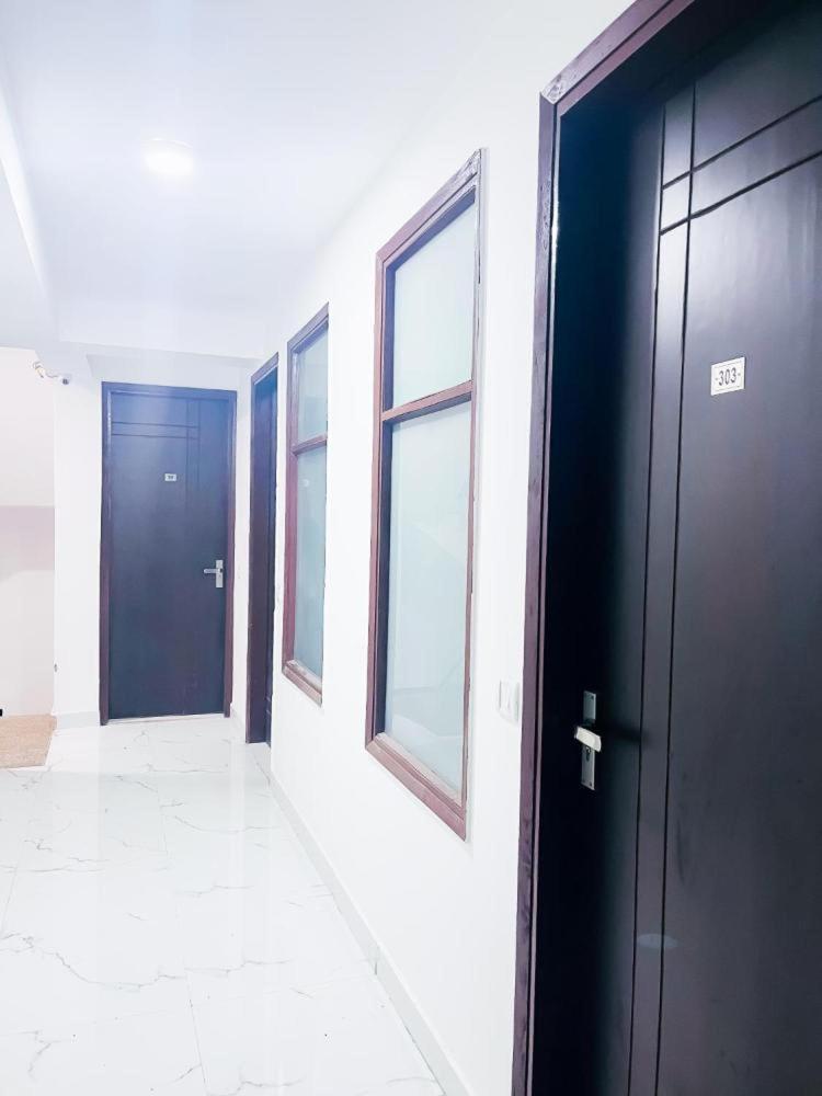 Hotel 24By7 Νέο Δελχί Εξωτερικό φωτογραφία