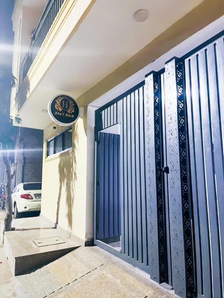 Hotel 24By7 Νέο Δελχί Εξωτερικό φωτογραφία