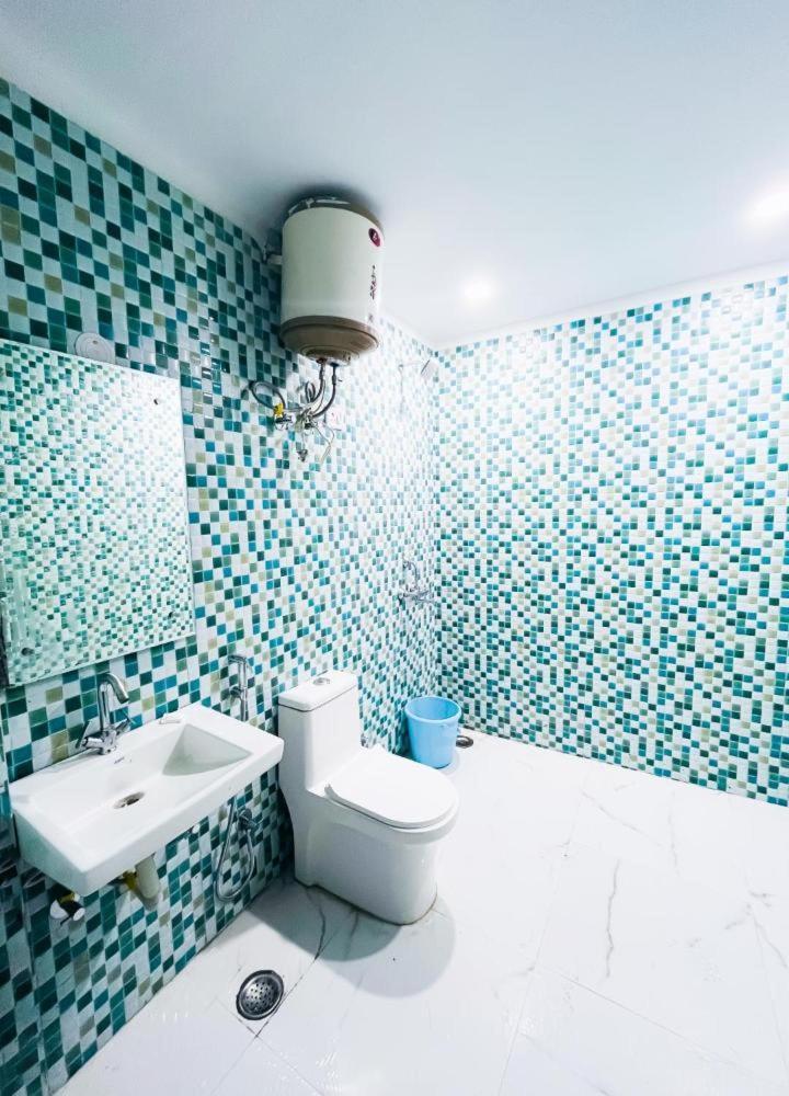 Hotel 24By7 Νέο Δελχί Εξωτερικό φωτογραφία